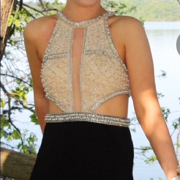 Prom dress - Picture 7 of 7